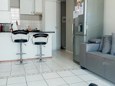 2 Bedroom Apartment For Sale in Johannesburg - a2jV.webp