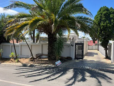 3 Bedroom House For Sale in Johannesburg - bRjB.webp