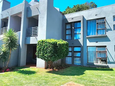 2 Bedroom Townhouse For Sale in Johannesburg - lqCn.webp