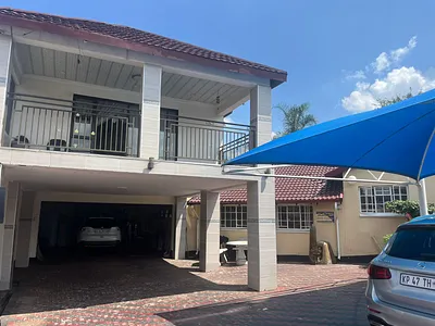 5 Bedroom House For Sale in Johannesburg - FCfa.webp