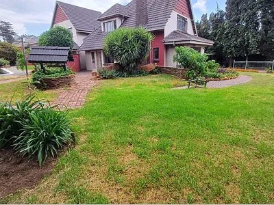 5 Bedroom House For Sale in Johannesburg - vZO5.webp