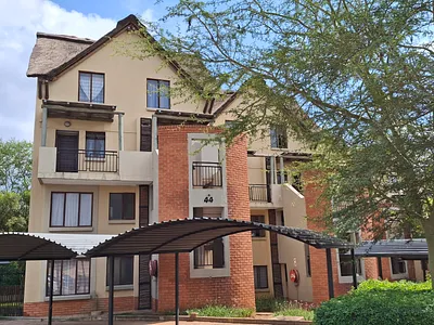 2 Bedroom Apartment For Sale in Pretoria - 9aFE.webp