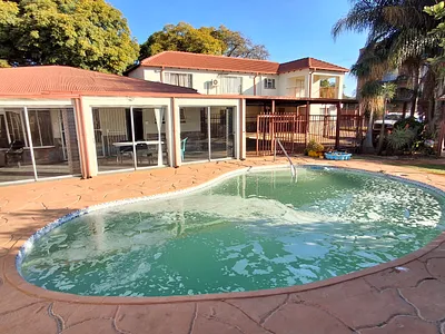 8 Bedroom House For Sale in Pretoria - PuKL.webp