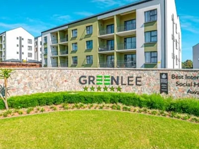 2 Bedroom Apartment For Sale in Sandton - sQxD.webp