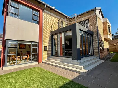 4 Bedroom House For Sale in Alberton - a0Rp.webp
