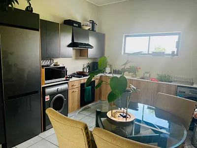 2 Bedroom Apartment To Rent in Sandton - goOK.webp