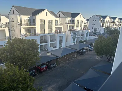3 Bedroom Apartment For Sale in Edenvale - H6Xd.webp