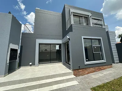3 Bedroom House For Sale in Brakpan - INPw.webp
