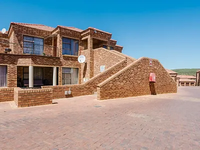 2 Bedroom Apartment For Sale in Johannesburg - 4j5d.webp