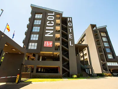 3 Bedroom Apartment For Sale in Bedfordview - vpxi.webp