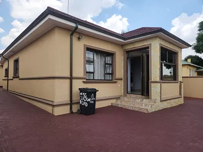 3 Bedroom House For Sale in Johannesburg - Hbo3.webp