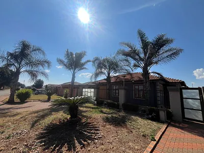 2 Bedroom House For Sale in Boksburg - 46IO.webp