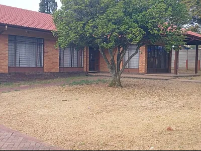 3 Bedroom House For Sale in Johannesburg - img