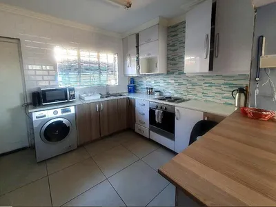 3 Bedroom Apartment For Sale in Johannesburg - h8ck.webp