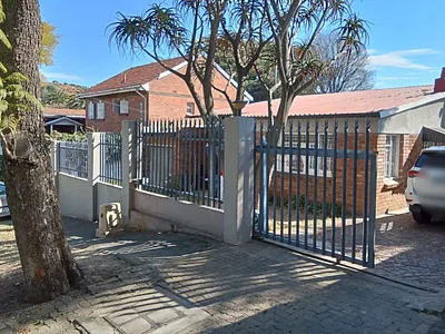 3 Bedroom House For Sale in Johannesburg - img