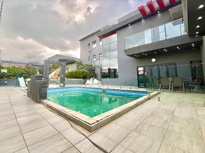 5 Bedroom House For Sale in Johannesburg - QXH2.webp