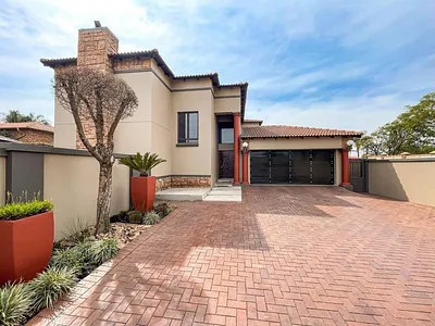 3 Bedroom House For Sale in Boksburg - K4jq.webp