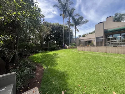 4 Bedroom House For Sale in Bedfordview - GYbK.webp