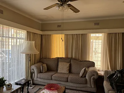 3 Bedroom House For Sale in Johannesburg - sD1N.webp