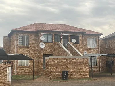 2 Bedroom Apartment To Rent in Johannesburg - mAJn.webp