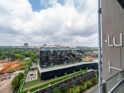 1 Bedroom Apartment For Sale in Bedfordview - mL7N.webp