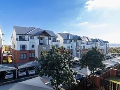 2 Bedroom Apartment For Sale in Edenvale - Q1Mk.webp