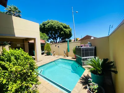 3 Bedroom Apartment For Sale in Alberton - LTX7.webp