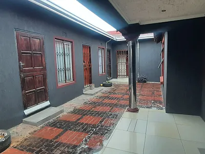 3 Bedroom House For Sale in Katlehong - EwQx.webp