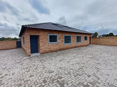 2 Bedroom Townhouse For Sale in Alberton - 1gmh.webp
