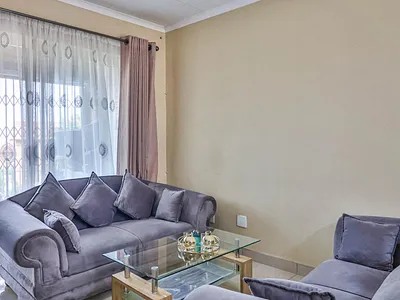 2 Bedroom Apartment For Sale in Johannesburg - F7w9.webp