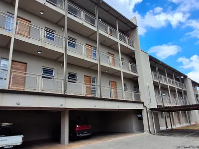 1 Bedroom Apartment For Sale in Pretoria - JPpO.webp