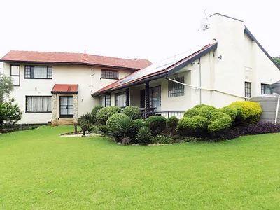 3 Bedroom House For Sale in Kempton Park - Naak.webp