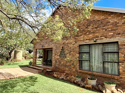 4 Bedroom House For Sale in Pretoria - Z8XK.webp