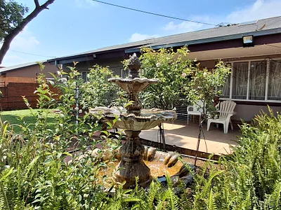 6 Bedroom House For Sale in Pretoria - T5TA.webp