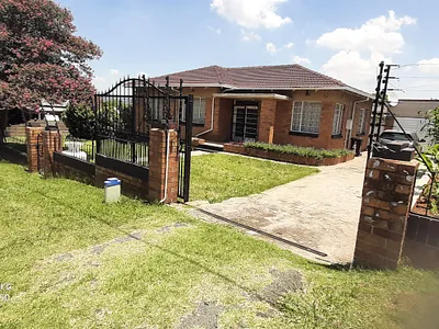 3 Bedroom House To Rent in Alberton - SHi7.webp
