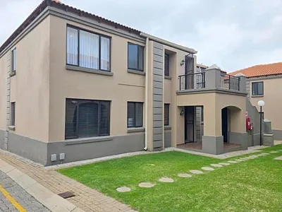 2 Bedroom Apartment For Sale in Alberton - JGic.webp