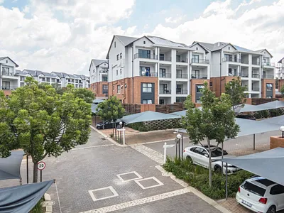 2 Bedroom Apartment For Sale in Sandton - jquF.webp