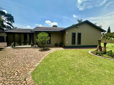 3 Bedroom House For Sale in Boksburg - wP2O.webp