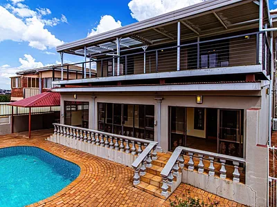7 Bedroom House For Sale in Johannesburg - tBLv.webp