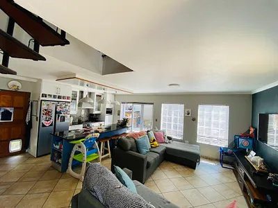 3 Bedroom House For Sale in Germiston - EwSs.webp
