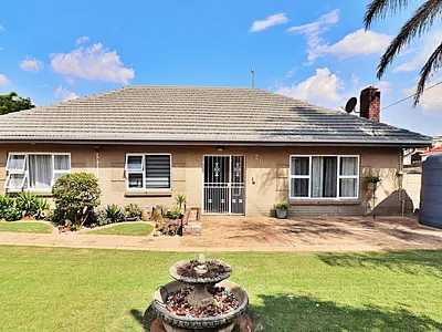 3 Bedroom House For Sale in Germiston - WBxp.webp
