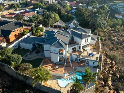 7 Bedroom House For Sale in Johannesburg - eXeW.webp