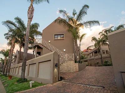 3 Bedroom Townhouse For Sale in Bedfordview - 8ihK.webp