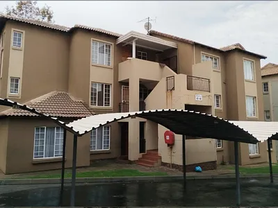 3 Bedroom House For Sale in Johannesburg - U7Na.webp