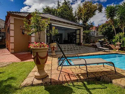 4 Bedroom House For Sale in Johannesburg - o8YS.webp