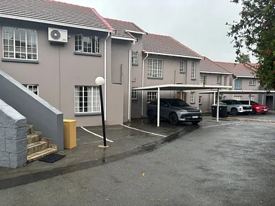 2 Bedroom Apartment For Sale in Edenvale - D4mD.webp
