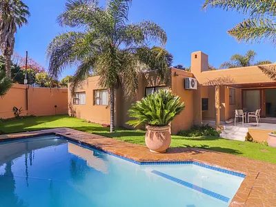 3 Bedroom House For Sale in Sandton - uPCp.webp