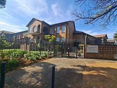 2 Bedroom Apartment For Sale in Germiston - img