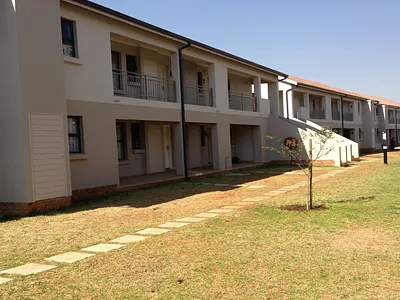 2 Bedroom Apartment To Rent in Benoni - 6HxD.webp