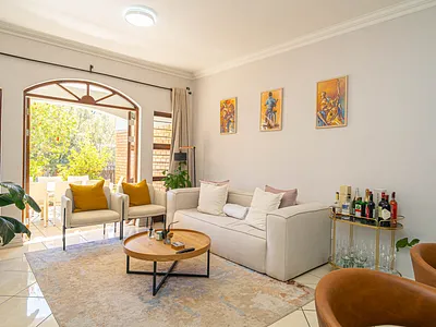 2 Bedroom Apartment To Rent in Johannesburg - gRDH.webp
